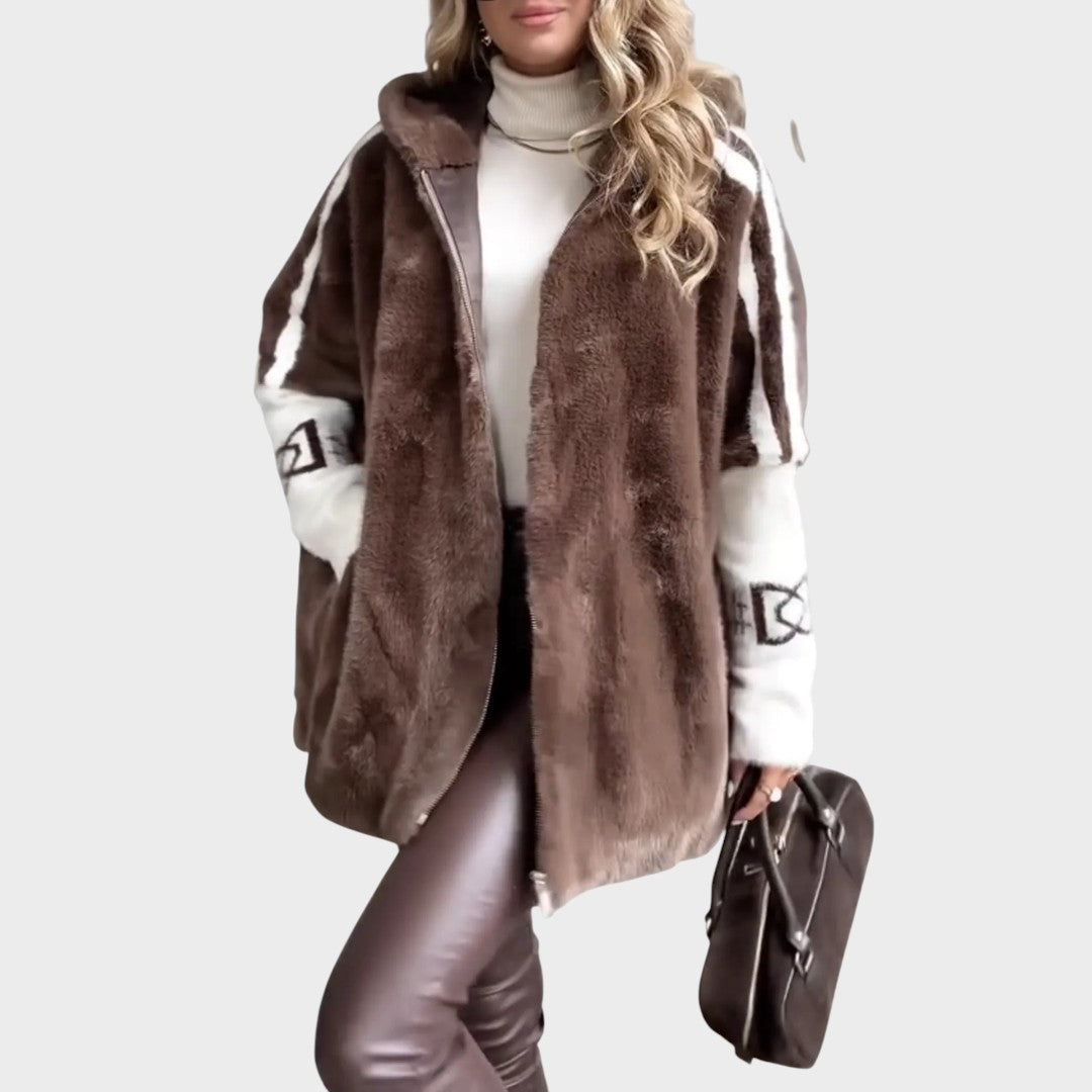 Beatrix |  Abrigo Elegante de Piel