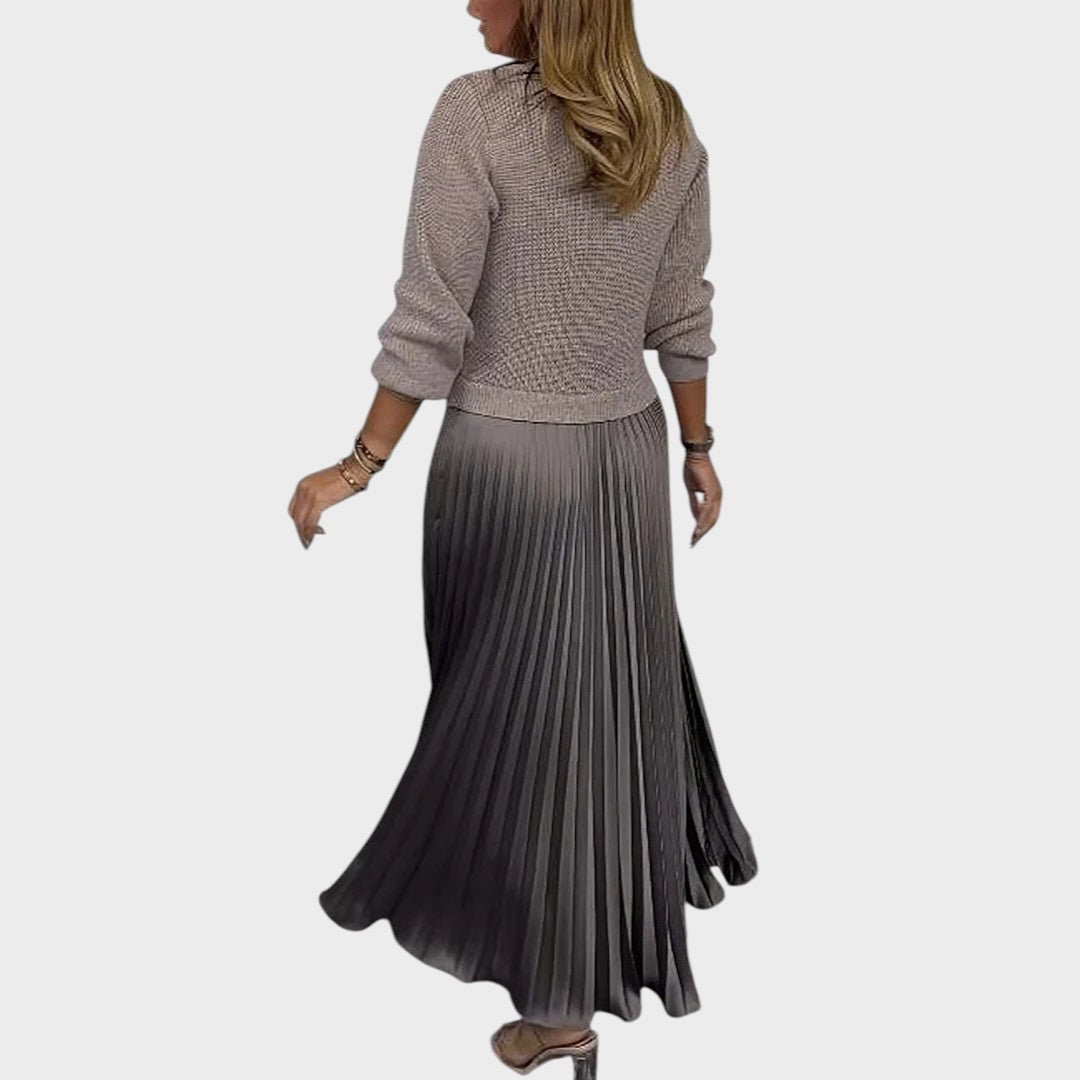 Anabela | Conjunto de Suéter y Falda Plisada
